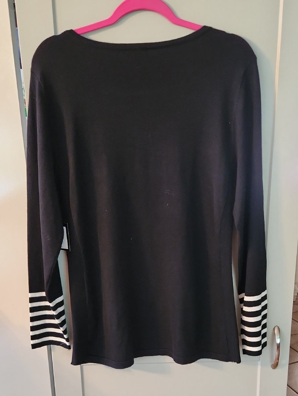A&I Knit Top - Picture 4 of 7